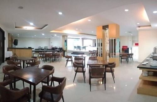 Makassar Hotel | ALL NITE & DAY Makassar
