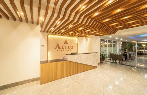 Depok Apartment | Altuz Apartment Seturan – Private City Studio with Sky Pool Access