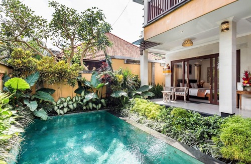 Penestanan Villa | Amazing 4 Bedroom Private Pool Villa with panoramic rooftop