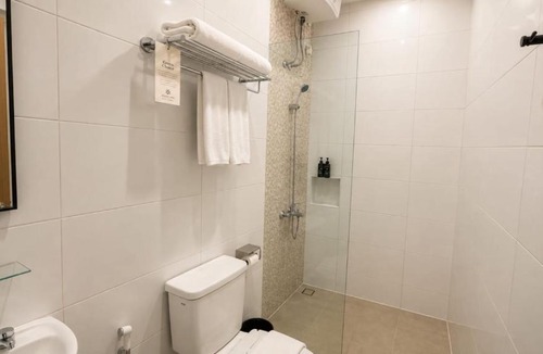 Cipanas Hotel | Anamcara Hotel & Convention