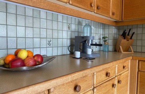Sankt Georgen im Attergau Apartment | Apartment with a view of the mountains - Schneeweiss vacation apartment