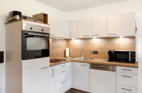 Kappl Apartment | Apartment 'Apart Löffler' with Mountain View, Shared Terrace and Wi-Fi