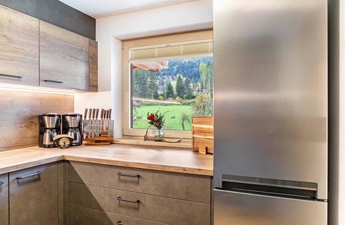 Ried im Zillertal Apartment | Apartment 'Catrin' with Sauna, Air Conditioning, and EV Charging Station near Hochzillertal/Hochfügen Ski Area