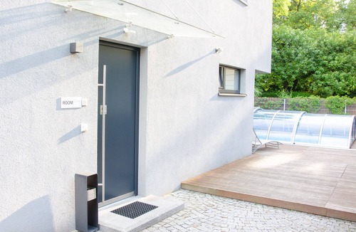 Altstadt Apartment | Apartments in the old town with pool! Only 600m to the festival theater! (FW)