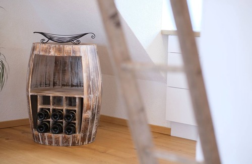 Sankt Marein bei Graz Apartment | "Apollo" in the wellness oasis on Trausdorfberg, featuring a sauna and hot tub