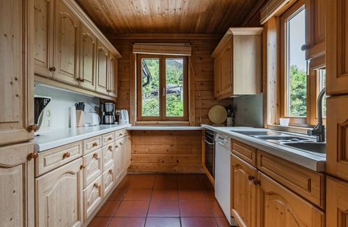 Bad Goisern House | Beautiful wooden log house with a first-class view of the mountains!