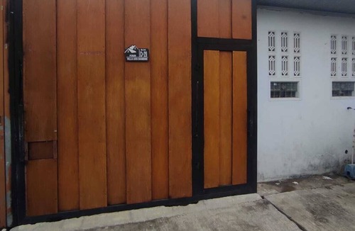 Genteng House | B&B Guest House, Entire House for your privacy & convenience