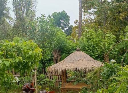 Bayan Hotel | Balé Sebaya - Bungalows Café Nature