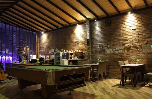 By Pass Ngurah Rai Kuta Hostel | Bali Caps Hostel