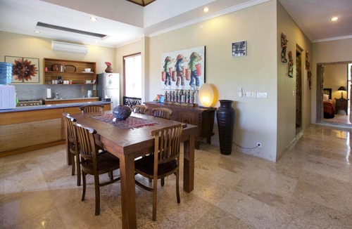 Candi Dasa Apartment | Bayshore Residence