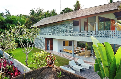 Saba Villa | Beachside 4BR Villa Perfect for Families
