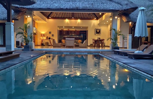 Drupadi Villa | Beautiful 5* Villa Indah in Seminyak Beach