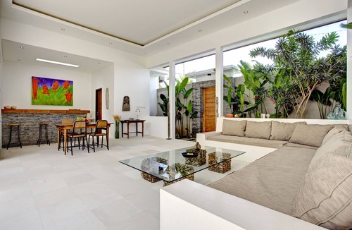 Sunset Road Villa | Beautiful Villa Jonas, Private Pool, Seminyak Bali