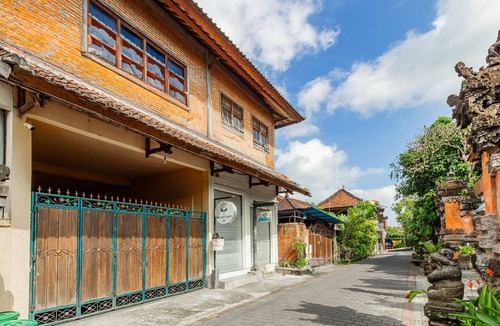 Ubud City-Centre Hotel | Belvilla Ratna Resort Ubud PalaceNearUbud Palace
