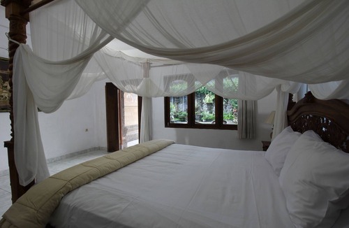 Ubud City-Centre Hotel | Belvilla Ratna Resort Ubud PalaceNearUbud Palace