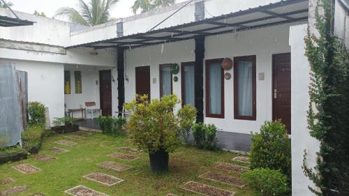 Palangkaraya House | Beruk Angis Guest House & Kost