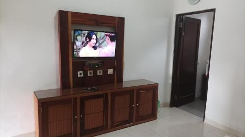 Palangkaraya House | Beruk Angis Guest House & Kost