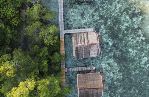 Sawinggrai House | Binnbetew Homestay Raja Ampat