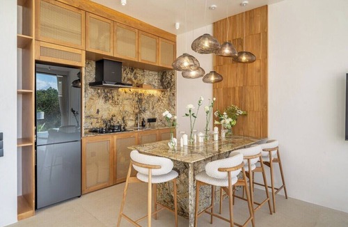 Bukit Villa | Brand New Chic 2BR Villa, Beach Access, South Kuta