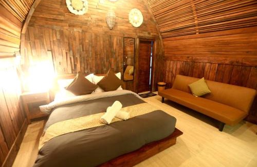 Kedisan Cabin | Bukit Delapan Glamping & Coffee