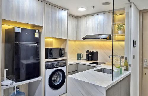 Pantai Indah Kapuk Apartment | By The Bay By SanLiving - 3BR - 9PAX - Near PIK Avenue Mall