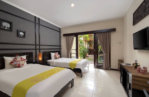 Batu Bolong Hotel | Canggu Bona Kubu