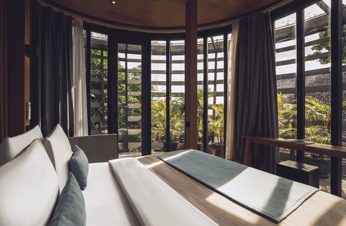 Batu Bolong Resort | Canggu Cabana Beach Resort by Ini Vie Hospitality