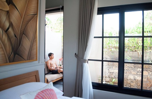 Rote Island Hotel | CASA NARROW VILLA - ROTE