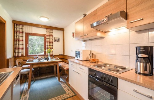 Bad Sankt Leonhard im Lavanttal House | Chalet in Kalchberg near Klippitztörl Ski