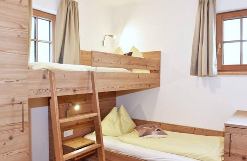Weisspriach Bed & Breakfast | Chalet rest time 4 bedroom sauna in the house - Chalet village Fanningberg
