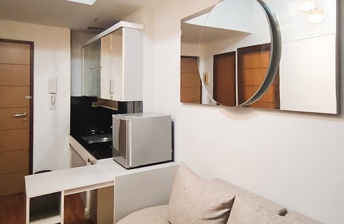 Panakkukang Apartment | Chic And Homey 2Br At Apartment Vida View Makassar