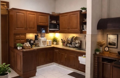Bandung House | Classic North Bandung Family Home, Sleeps 10 & 3 Parking + Rooftop Gazebo