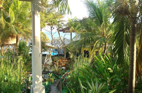 Subagan House | Cliff House on Bali is Unique, above the ocean, the sound of the waves – Unit 3