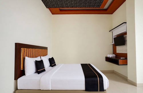 Rajabasa Hotel | Collection O near Universitas Malahayati