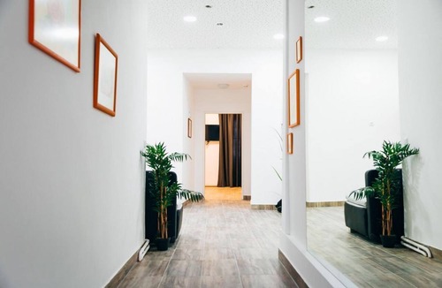Mariahilf Hotel | Comfortable Hotel Room for 2