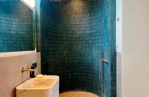 Berawa Villa | Contemporary 3 BDR Berawa Pool Villa 4 minutes to Finns