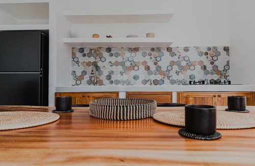 Praya Barat House | Costa Luna, Modern Mediterranean Villa Near Lancing Beach