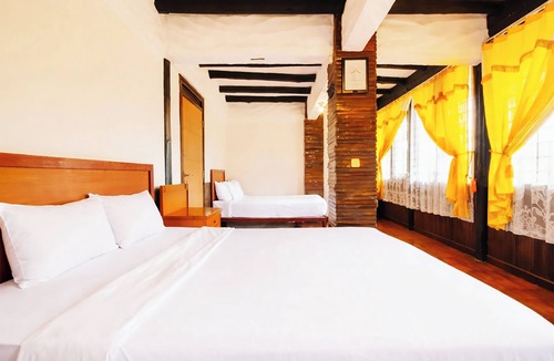 Parongpong Hotel | Cottage Syariah GS Rumah Kayu