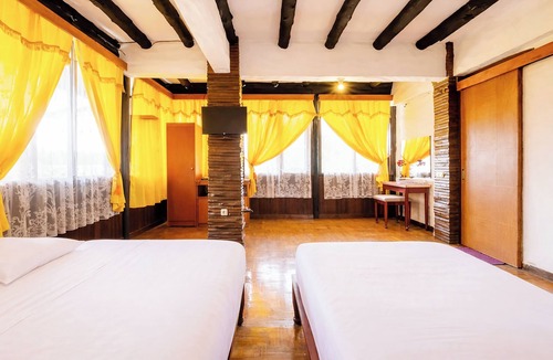 Parongpong Hotel | Cottage Syariah GS Rumah Kayu