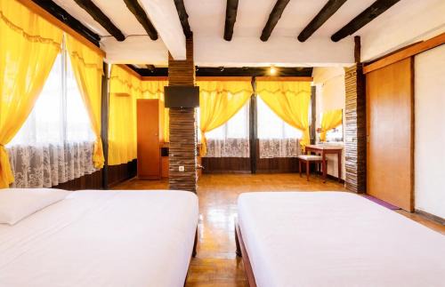 Parongpong Hotel | Cottage Syariah GS Rumah Kayu Bandung