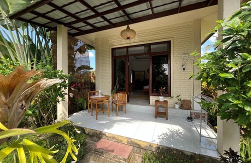 Ubud City-Centre House | Cozy 1-bedroom bungalow in amazing Ubud with AC