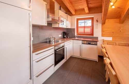 Hochkrimml Apartment | Cozy apartment with mountain view and close to the slopes in the Zillertal Arena