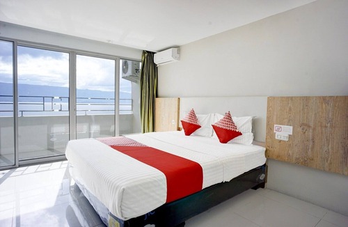 Ambarita House | Cozy Double Escape W/Free WiFi and Parking