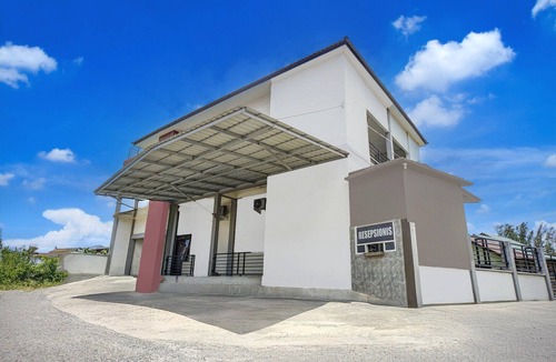 Banda Aceh House | Cozy Double Escape W/Free WiFi and Parking