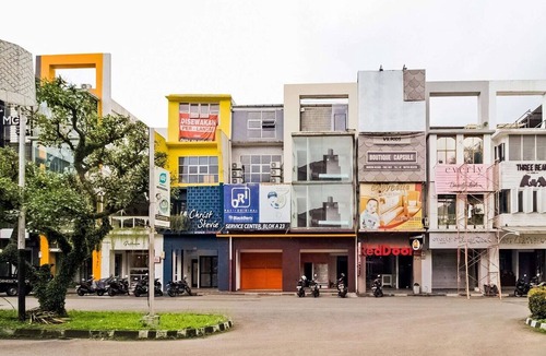 Bandung House | Cozy Double Escape W/Free WiFi and Parking