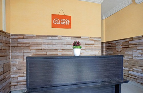 Medan House | Cozy Double Escape W/Free WiFi and Parking