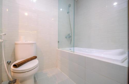 Bangka Apartment | Cozy Living and Spacious Studio at 28th Floor Kemang Village Apartment By Travelio