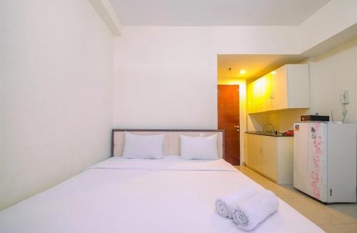 Pondokcina Apartment | Cozy Living Studio Apartment Taman Melati Margonda near Universitas Indonesia By Travelio