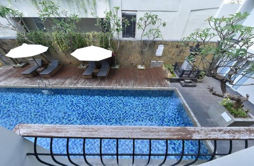 Kuta Hotel | Cozy Room at 4-Star Hotel with Breakfast