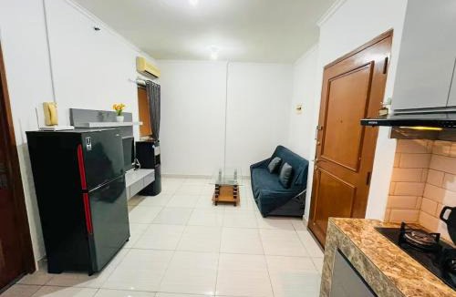 Chinatown Apartment | Cozy Room StayIn Central Jakarta Pool Fast WiFi Mall Nearby